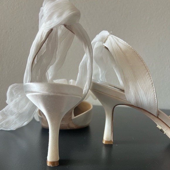 Badgley Mischka Blaze Wedding Heels - Picture 7 of 8